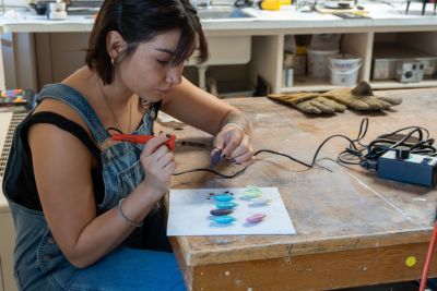 Students work on sculpture art projects