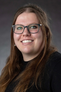 Headshot of Lauren Long