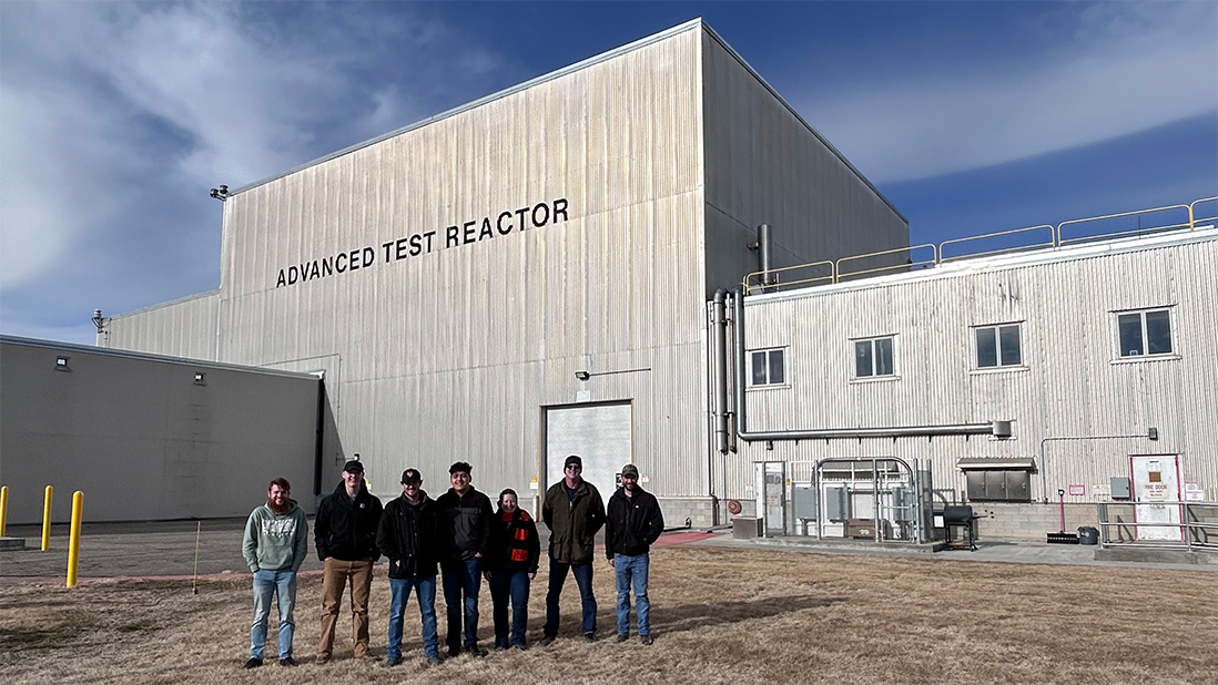 Students at the Advanced Test Reactor