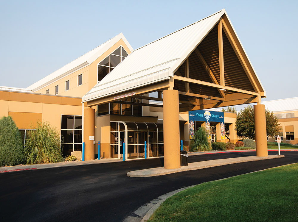 Front entrance of Cassia Regional Hospital
