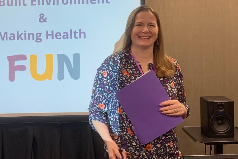 A picture of Liz Bryant at a presentation