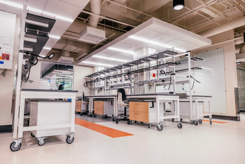 New laboratory in Leonard Hall