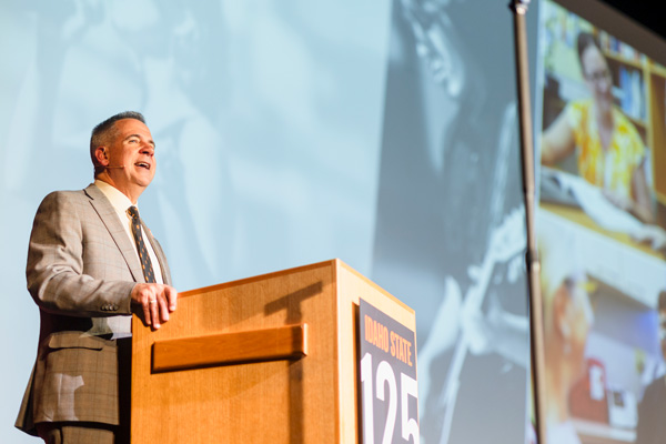 President Wagner speaks at a podium during the State of the University.