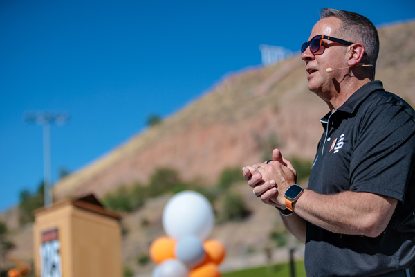 President Wagner speaking at the Fall Address